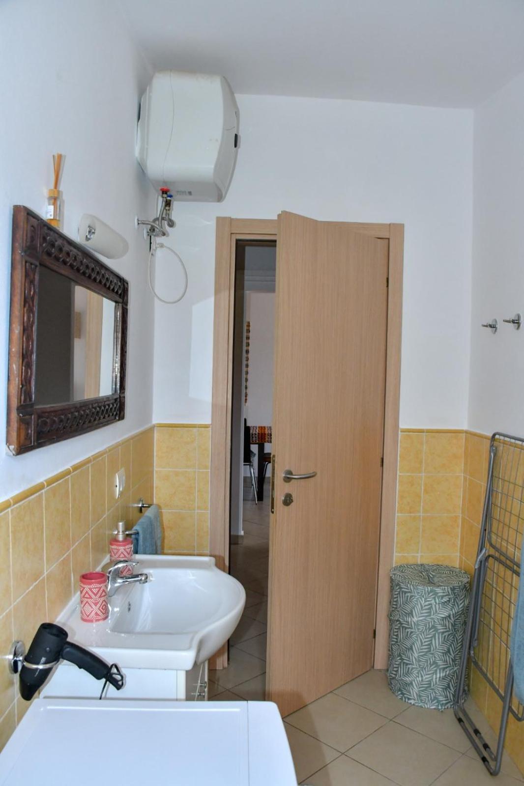 Appartamento Kyaala Djadsal Moradias Pool&Sea Santa Maria Esterno foto